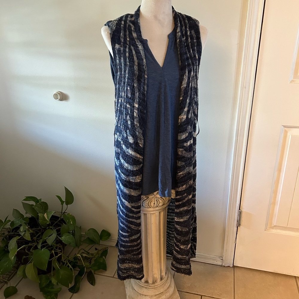 $19 sale 
Chico's Duster Cardigan Sweater sleeveless Knit Blue 1 Boho 8 M 59